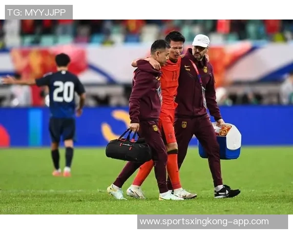 国足缺乏集训中超三强全主力出战但与日韩实力差距明显